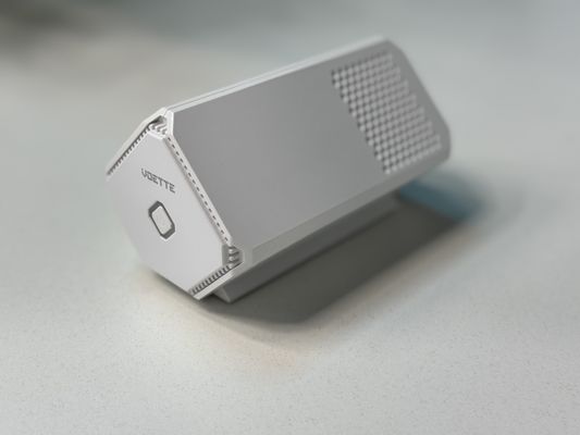 長持ちするバッテリー自動車空気浄化器 13時間連続動作と複数の色オプション